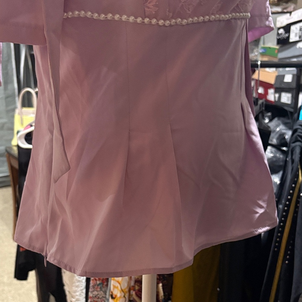 37c# NWT Flores W Sz S lavender top with lace,pearls, and bows( ribbons) accents - Picture 11 of 14